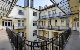 BpR Stollár Apartment, Danube View